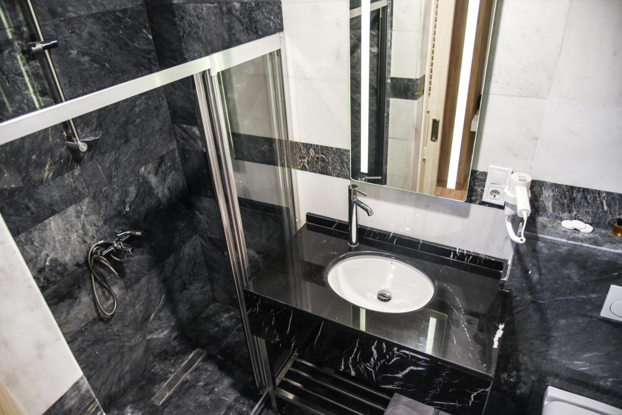 איסטמבול Luxir Hotel מראה חיצוני תמונה